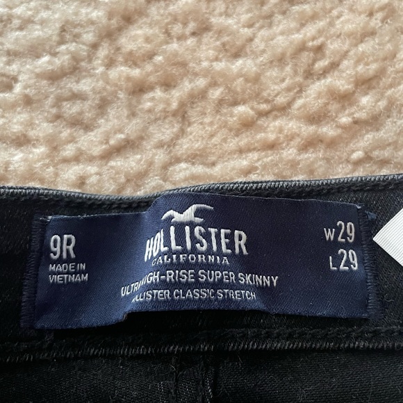 Hollister ultra high rise super skinny jeans - Picture 2 of 2